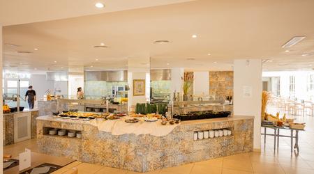 Restaurante-Buffet Restaurante-Buffet